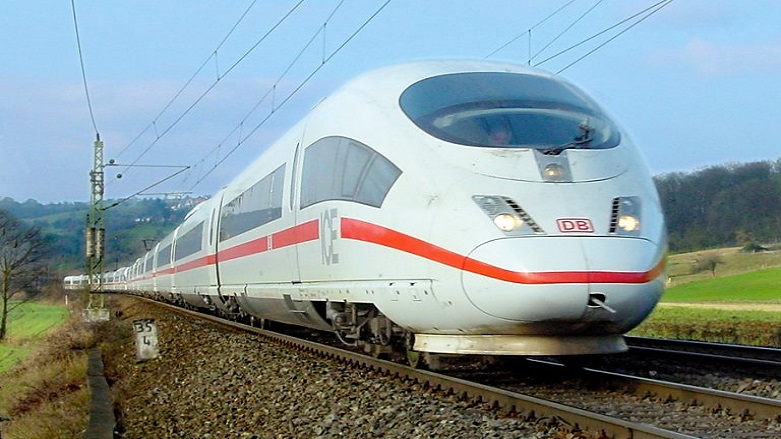 Bir kıvılcım 8 evi yaktı